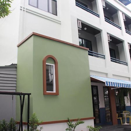 Yam Yen Hostel Bangkok Exterior photo