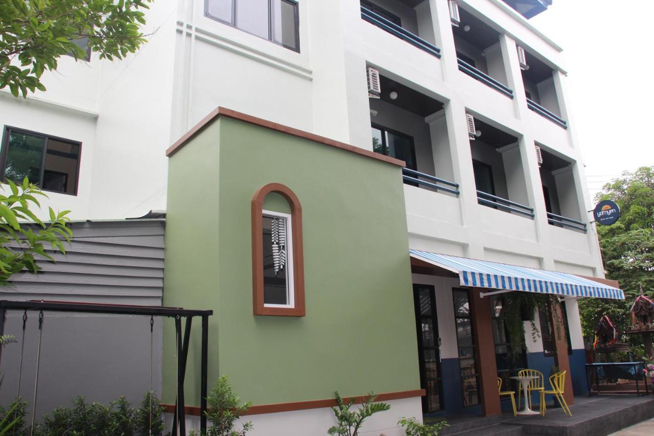 Yam Yen Hostel Bangkok Exterior photo